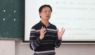 知名校友邹海斌到我校文传学院分...