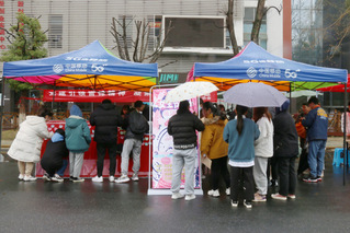 霡霂霏霏，幸福氤氲      ...