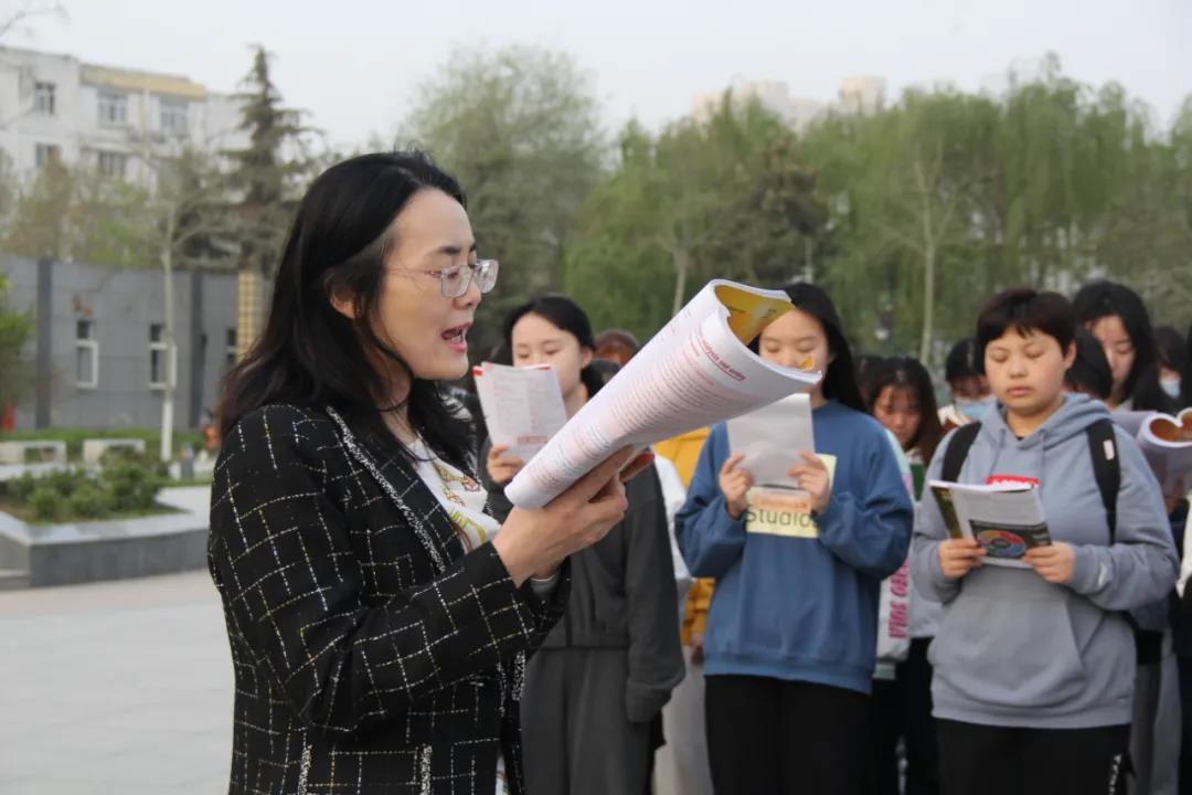 百人晨读，只争朝夕——“早鸟计划”特色活动成功举办