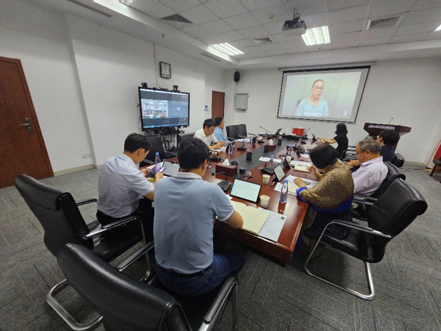 附属翔安医院举行党委理论学习中心组学习暨主题教育第八次读书班