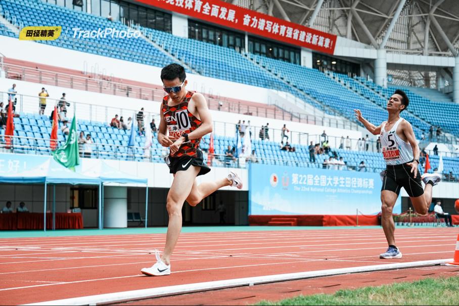 飞跃新高度：我校学生田径队在全国锦标赛中荣获佳绩